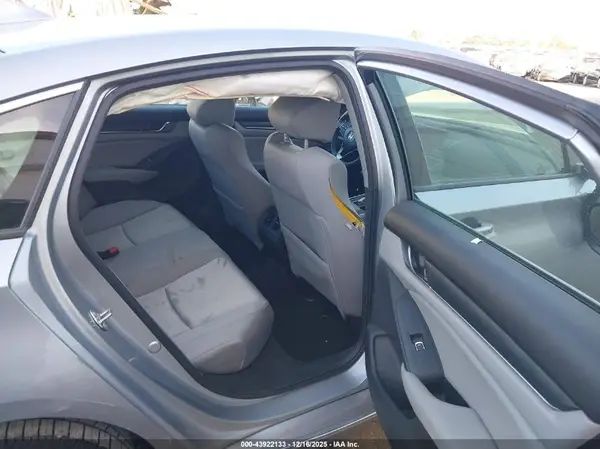 1HGCV1F49JA242748 2018 HONDA ACCORD - Image 8