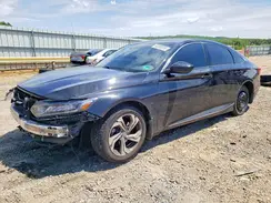 1HGCV1F49JA261879 2018 HONDA ACCORD