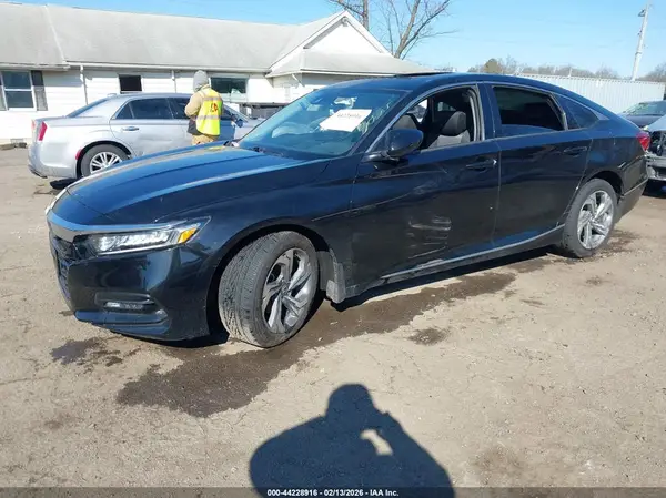 1HGCV1F49KA089225 2019 HONDA ACCORD - Image 2