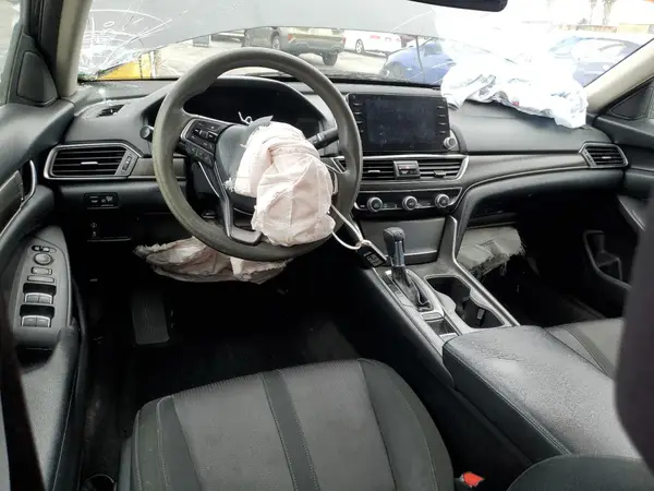 1HGCV1F4XJA001524 2018 HONDA ACCORD - Image 8