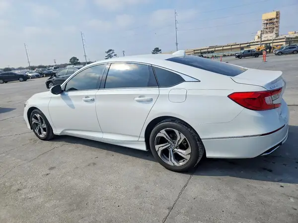 1HGCV1F4XJA021403 2018 HONDA ACCORD - Image 2