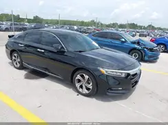 1HGCV1F4XJA034488 2018 HONDA ACCORD