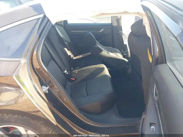 1HGCV1F4XJA041540 2018 HONDA ACCORD - Image 8