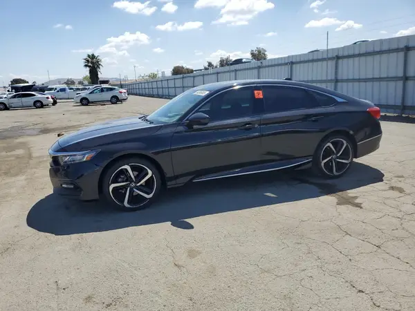 1HGCV1F4XJA065935 2018 HONDA ACCORD - Image 1