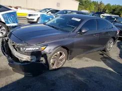 1HGCV1F4XJA075882 2018 HONDA ACCORD