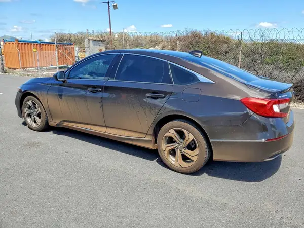 1HGCV1F4XJA082685 2018 HONDA ACCORD - Image 2