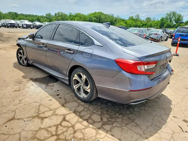 1HGCV1F4XJA092844 2018 HONDA ACCORD - Image 2