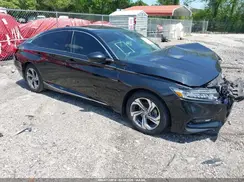 1HGCV1F4XJA129908 2018 HONDA ACCORD