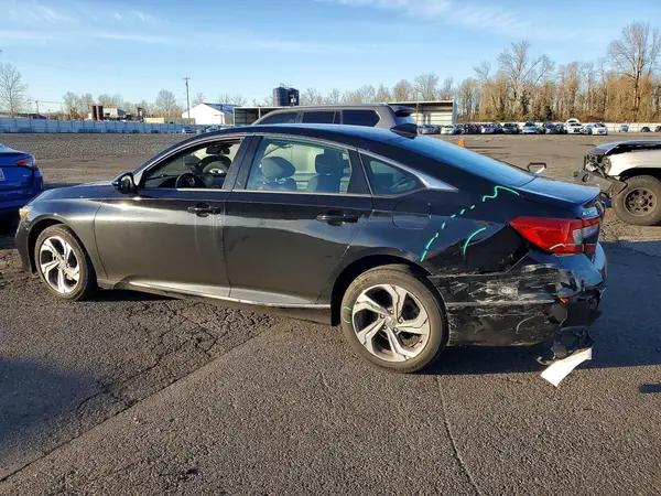 1HGCV1F4XJA158020 2018 HONDA ACCORD - Image 2