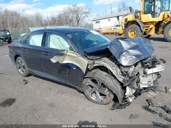 1HGCV1F4XJA216692 2018 HONDA ACCORD - Image 1