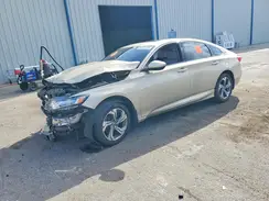 1HGCV1F4XJA219740 2018 HONDA ACCORD