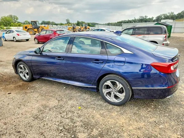 1HGCV1F4XJA226493 2018 HONDA ACCORD - Image 2