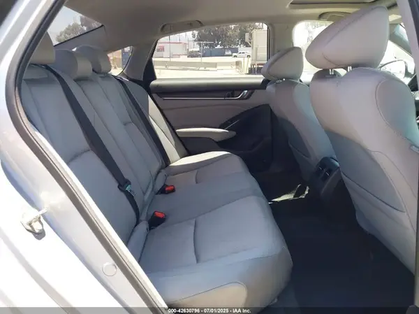 1HGCV1F4XKA003954 2019 HONDA ACCORD - Image 8
