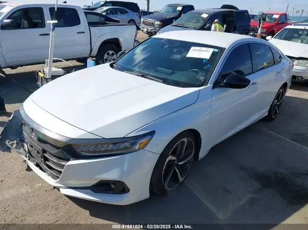 1HGCV1F4XNA035663 2022 HONDA ACCORD - Image 2