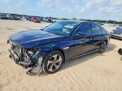 1HGCV1F50JA037649 2018 HONDA ACCORD