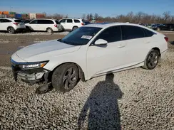 1HGCV1F50JA040082 2018 HONDA ACCORD