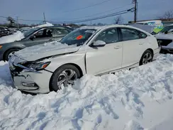 1HGCV1F50JA048490 2018 HONDA ACCORD