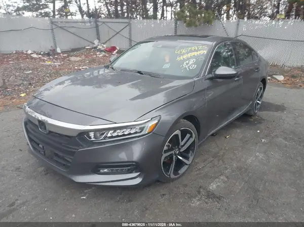 1HGCV1F50JA055892 2018 HONDA ACCORD - Image 2