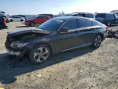 1HGCV1F50JA057304 2018 HONDA ACCORD