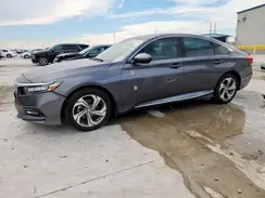 1HGCV1F50JA070568 2018 HONDA ACCORD