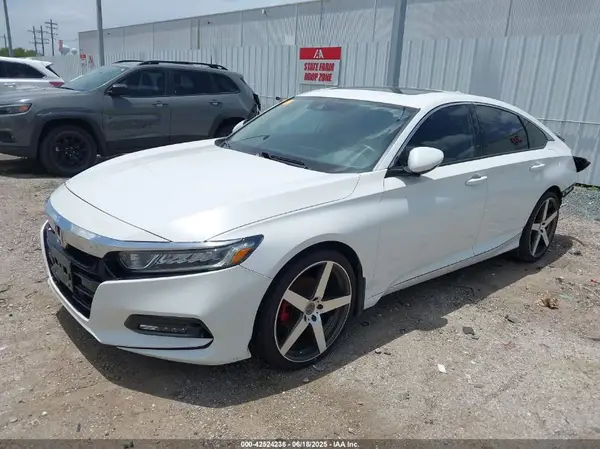 1HGCV1F50JA178348 2018 HONDA ACCORD - Image 2