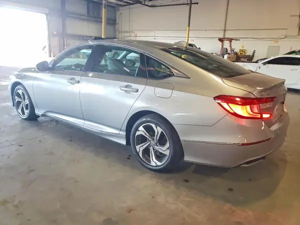 1HGCV1F50JA217147 2018 HONDA ACCORD - Image 2