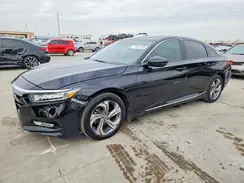 1HGCV1F50JA236832 2018 HONDA ACCORD