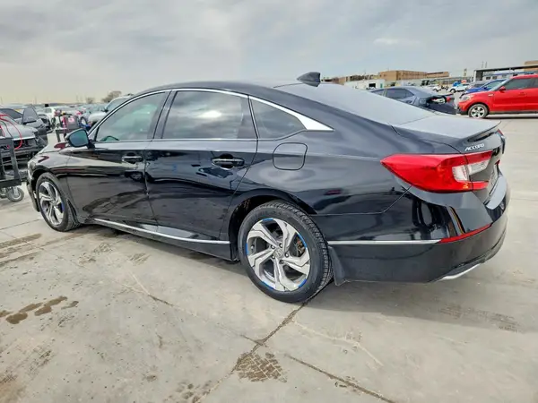 1HGCV1F50JA236832 2018 HONDA ACCORD - Image 2