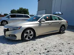 1HGCV1F50JA262847 2018 HONDA ACCORD