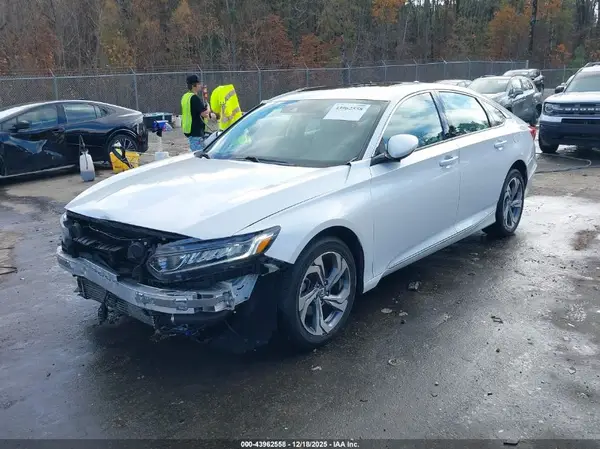 1HGCV1F50LA052185 2020 HONDA ACCORD - Image 2
