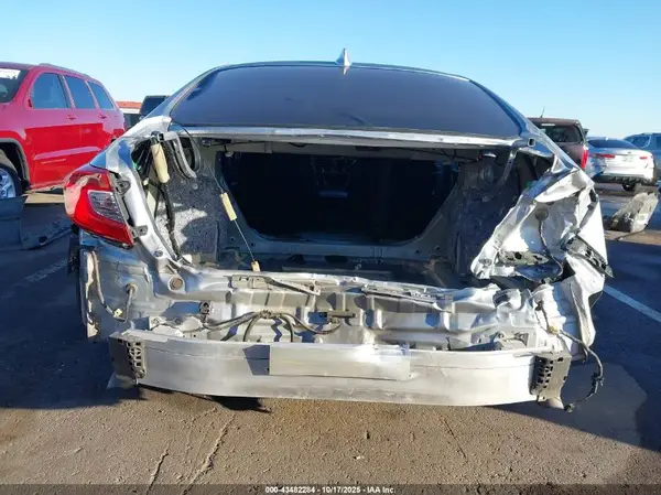 2021 HONDA ACCORD auction photo 6