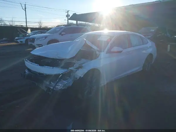 1HGCV1F50NA019089 2022 HONDA ACCORD - Image 2