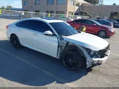 1HGCV1F51JA058588 2018 HONDA ACCORD