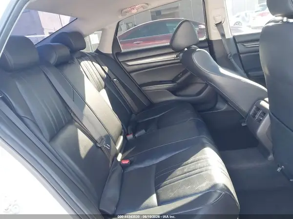 1HGCV1F51JA058588 2018 HONDA ACCORD - Image 8