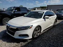 1HGCV1F51JA083264 2018 HONDA ACCORD