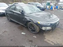 1HGCV1F51JA085130 2018 HONDA ACCORD