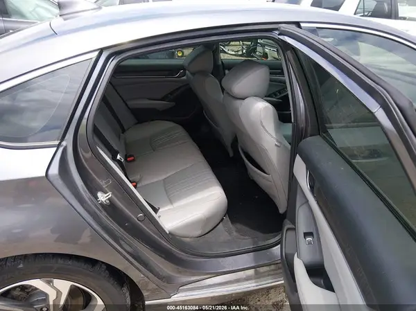 1HGCV1F51JA090702 2018 HONDA ACCORD - Image 8