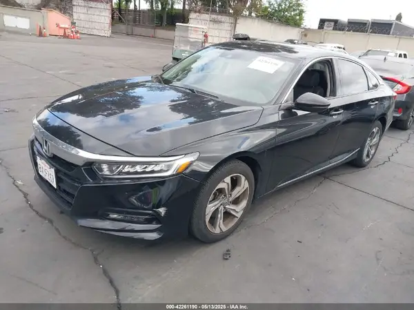 1HGCV1F51JA165625 2018 HONDA ACCORD - Image 2