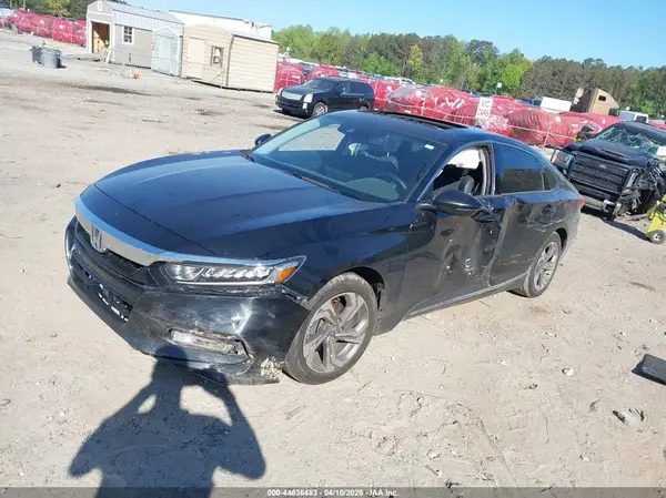 1HGCV1F51JA236824 2018 HONDA ACCORD - Image 2