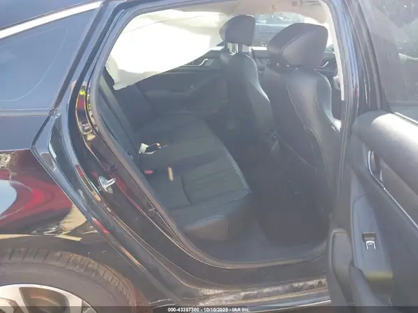 1HGCV1F51KA167845 2019 HONDA ACCORD - Image 8