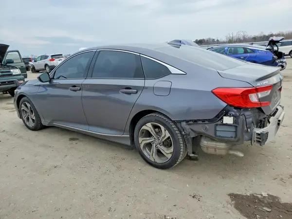 1HGCV1F52JA027477 2018 HONDA ACCORD - Image 2