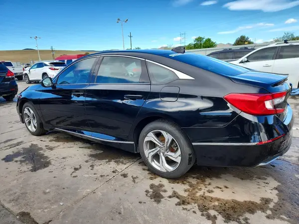 1HGCV1F52JA031819 2018 HONDA ACCORD - Image 2