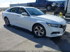 1HGCV1F52JA083242 2018 HONDA ACCORD