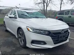 1HGCV1F52JA084570 2018 HONDA ACCORD