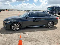 1HGCV1F52JA116692 2018 HONDA ACCORD