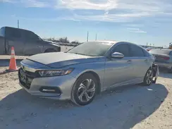 1HGCV1F52JA121827 2018 HONDA ACCORD