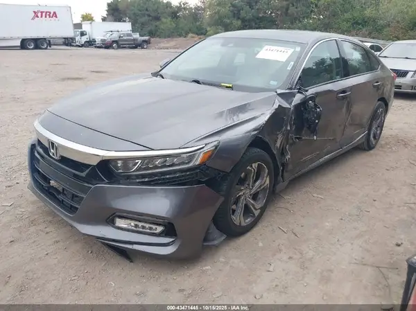 1HGCV1F52JA135856 2018 HONDA ACCORD - Image 2