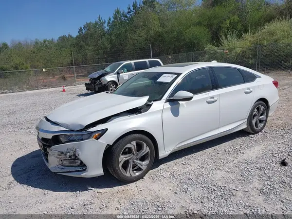 1HGCV1F52JA137025 2018 HONDA ACCORD - Image 2