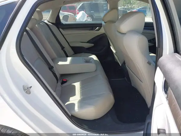 1HGCV1F52JA137025 2018 HONDA ACCORD - Image 8
