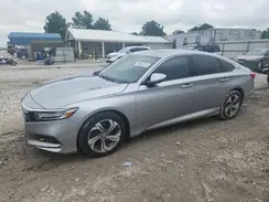 1HGCV1F52JA155945 2018 HONDA ACCORD